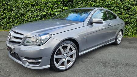 MERCEDES-BENZ C CLASS 1.8 C180 BlueEfficiency AMG Sport Edition 125